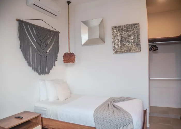 Luxury Penthouse 3br With Private Pool & Rooftop La Veleta *