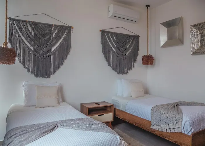 Luxury Penthouse 3br With Private Pool & Rooftop La Veleta *