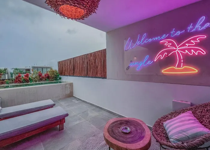 Luxury Penthouse 3br With Private Pool & Rooftop La Veleta