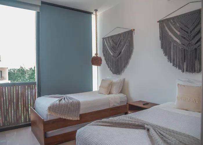 Luxury Penthouse 3br With Private Pool & Rooftop La Veleta Apartment *